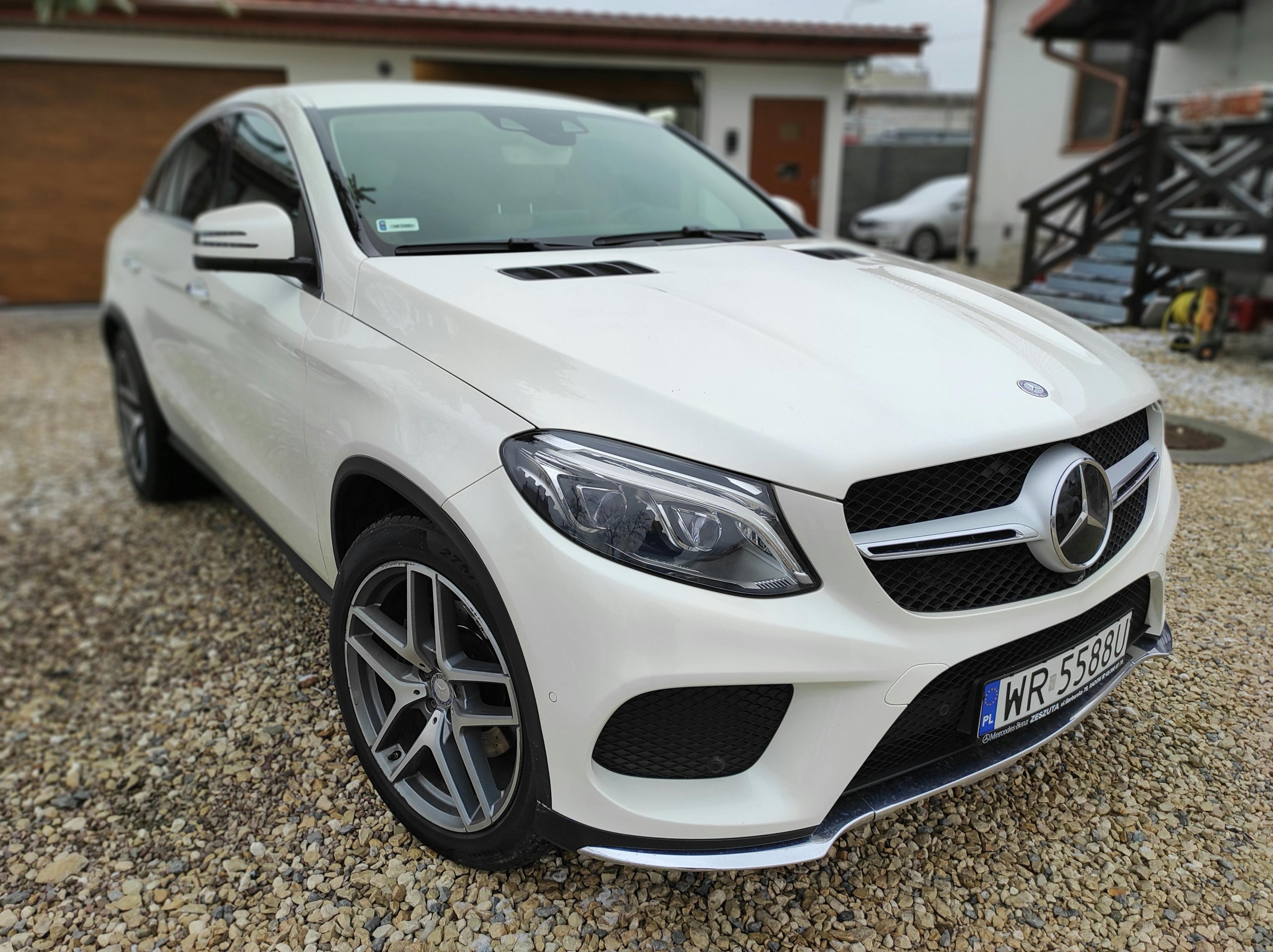 Mercedes GLS biały